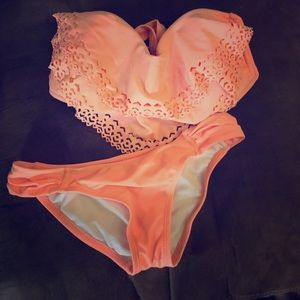 Women’s bathing suite